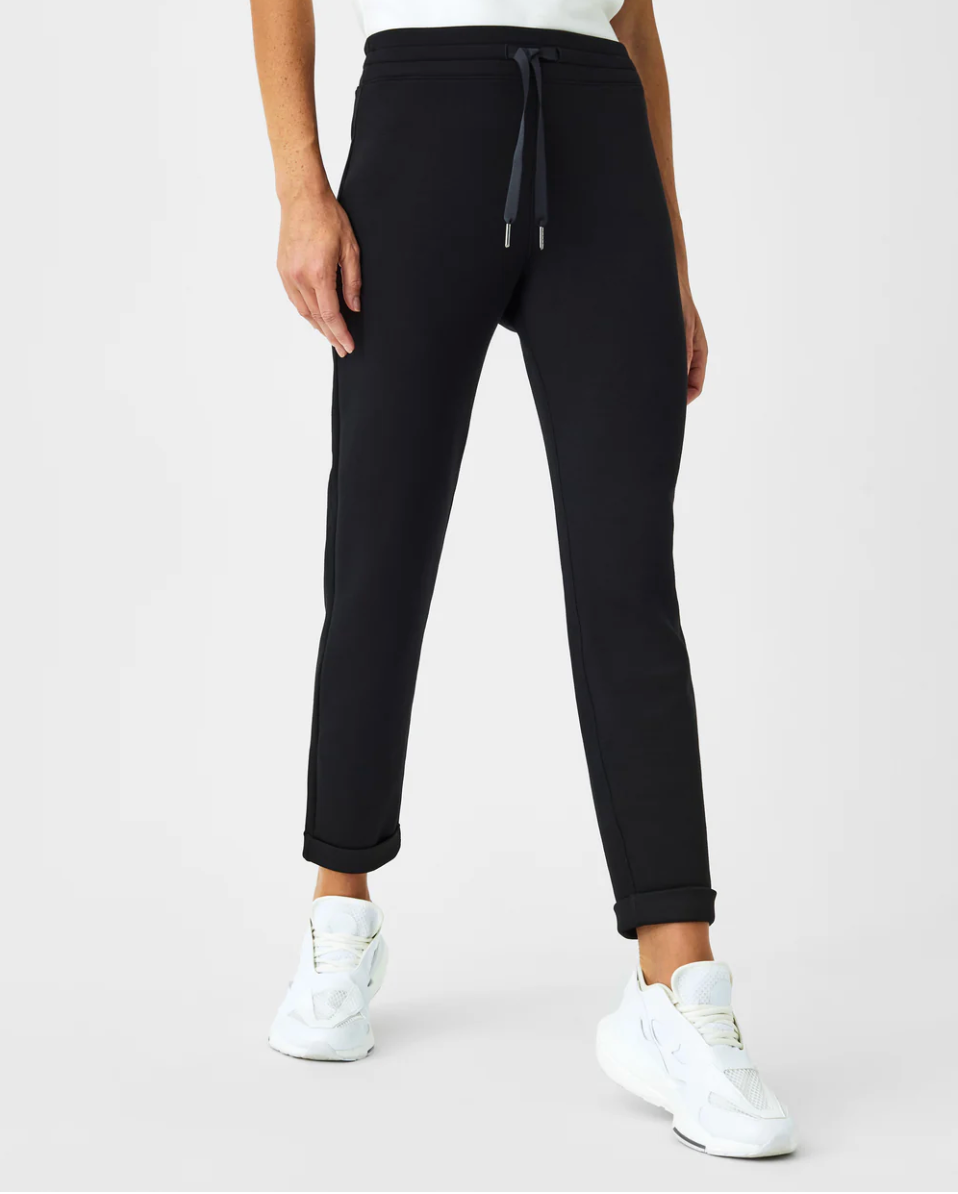 SPANX AirEssentials Tapered Pant- Black