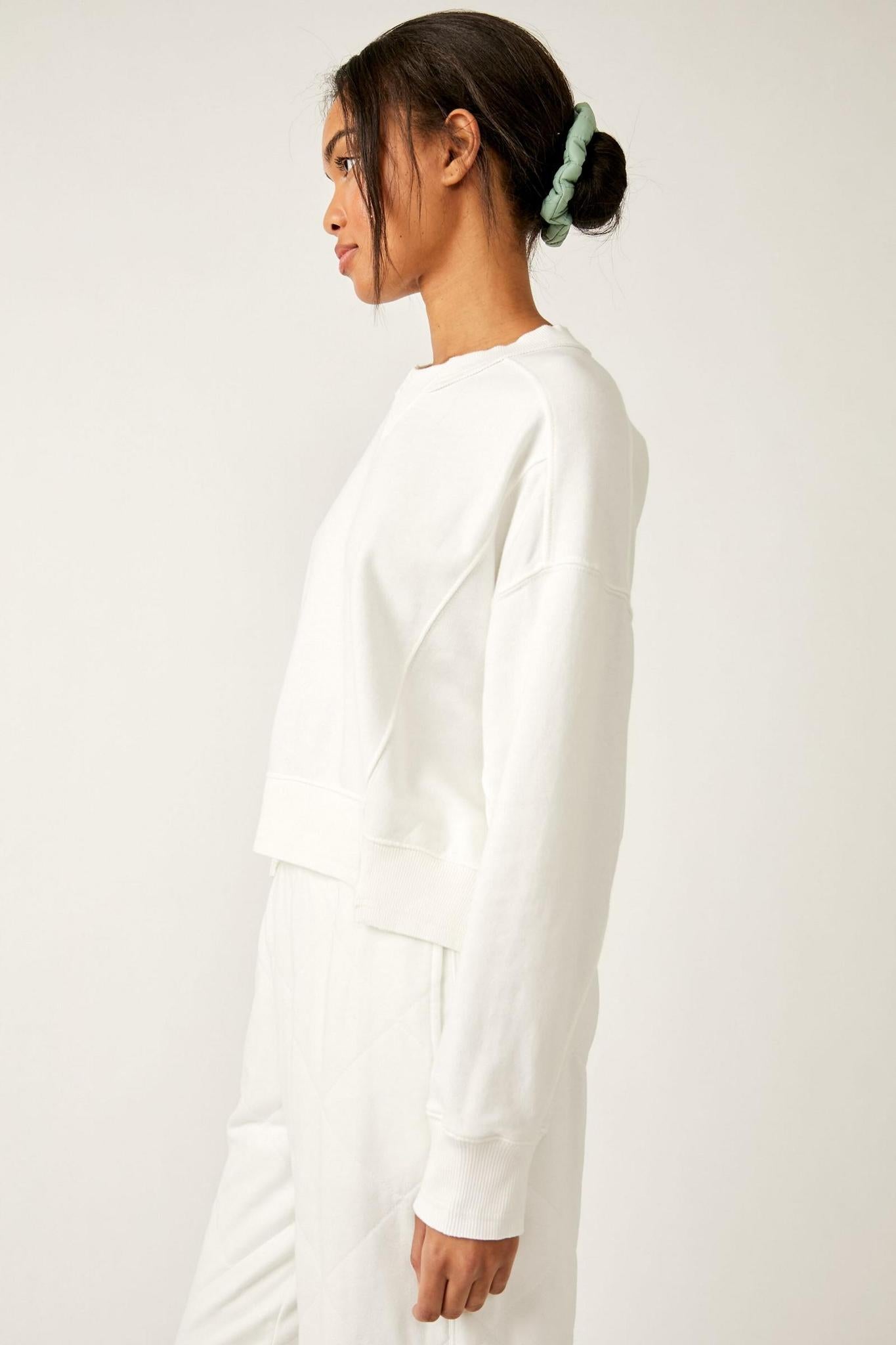 Intercept Pullover-White