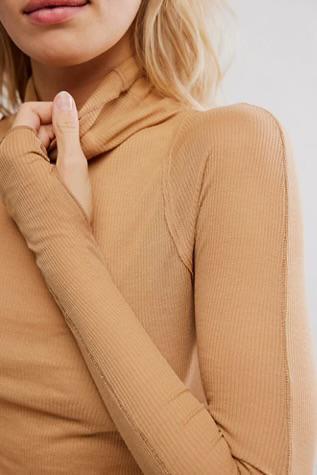 Close To Home Layering Top- Praline