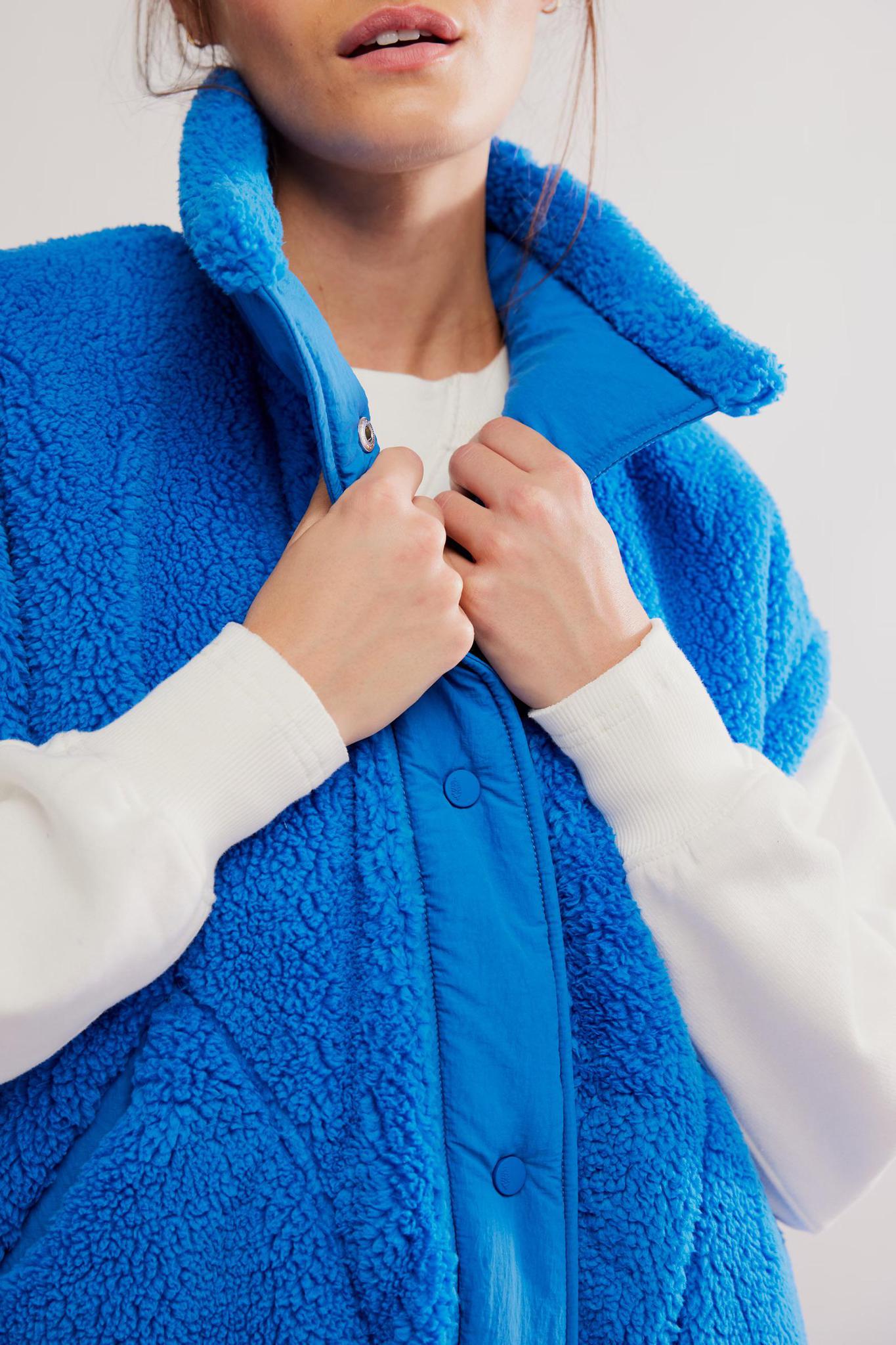 Scout It Out Vest- Light Cobalt