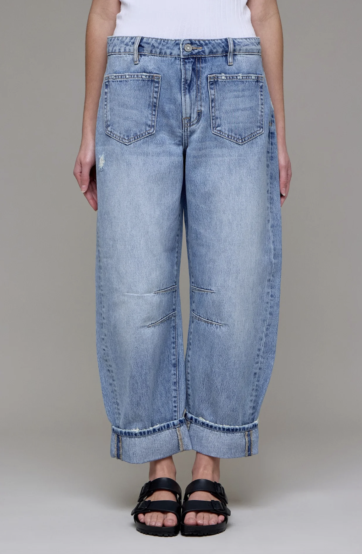 【直営・関税送料込】Denim barrel-leg jea 0400021661957_BLACK?wid=600&
