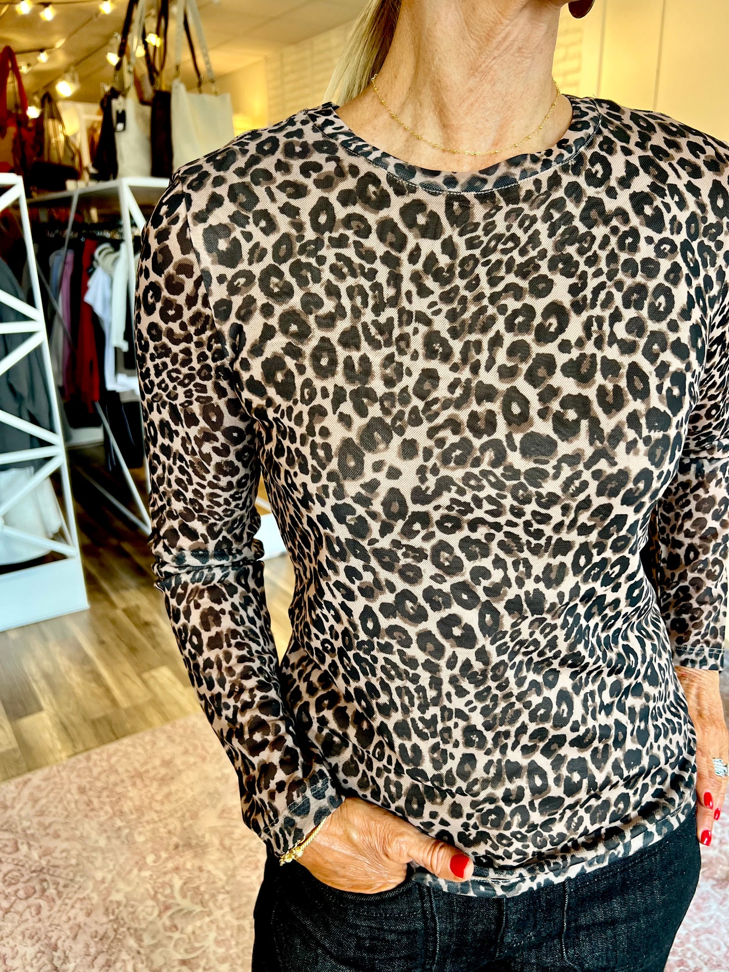 Perfect Mesh Tee- French Kitty