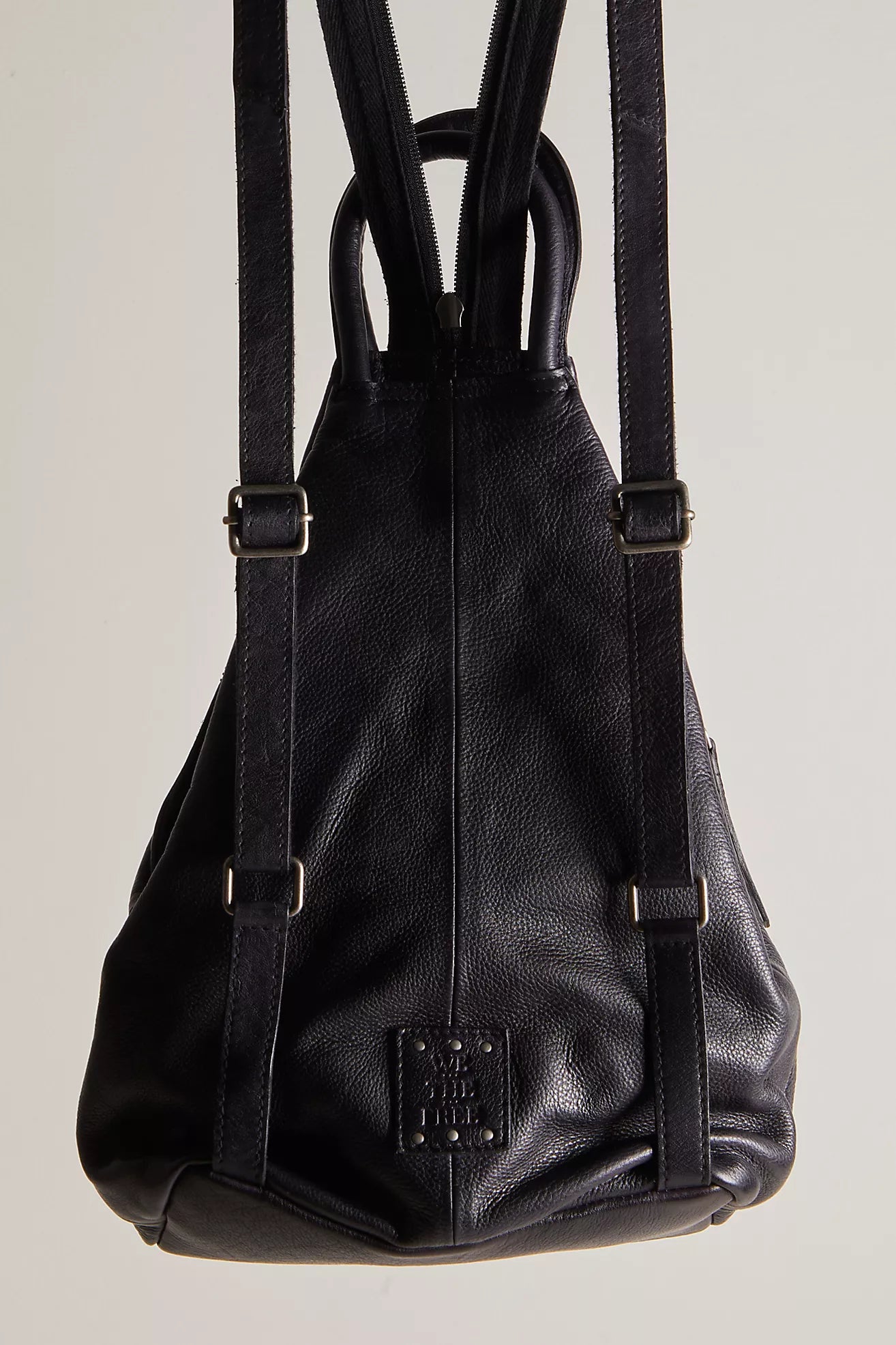 Soho Convertible Sling Bag- Black