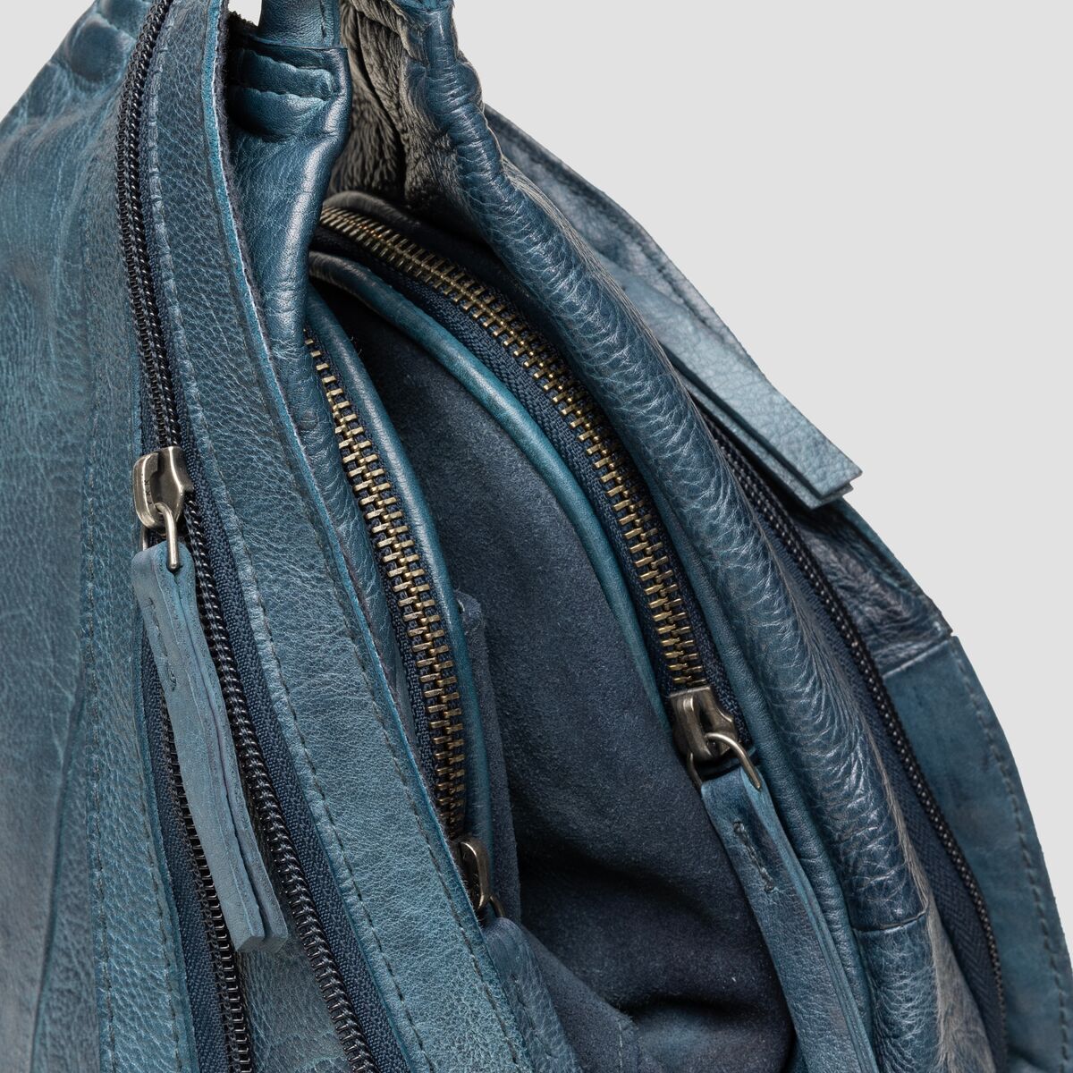 Soho Convertible Sling Bag- Stormy Sea