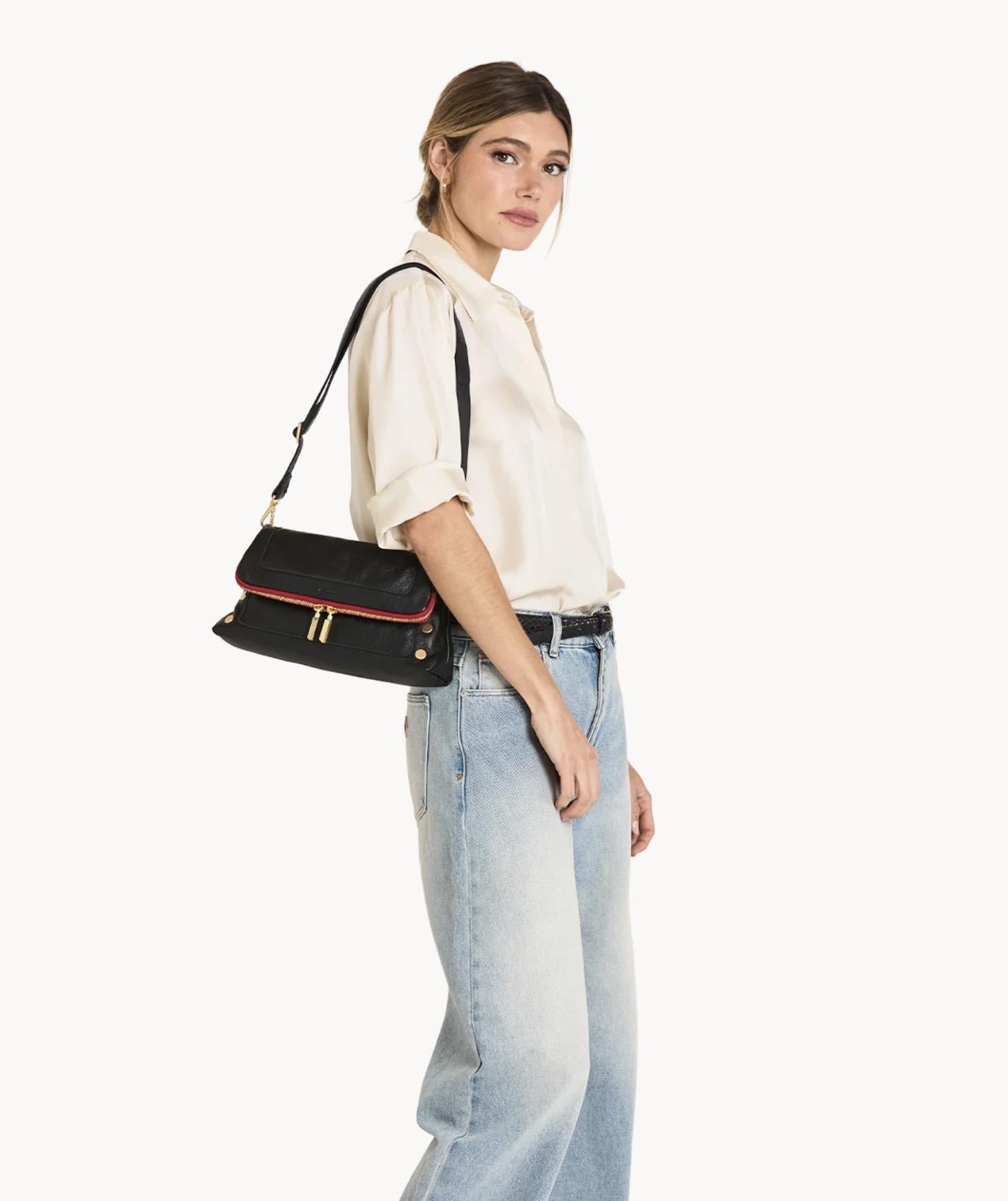Hammitt Beverly Med- Black