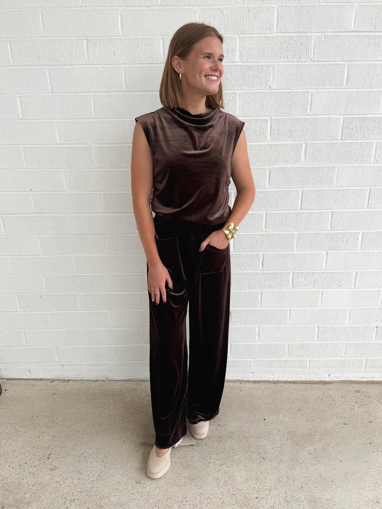 Velvet Pull On Pant