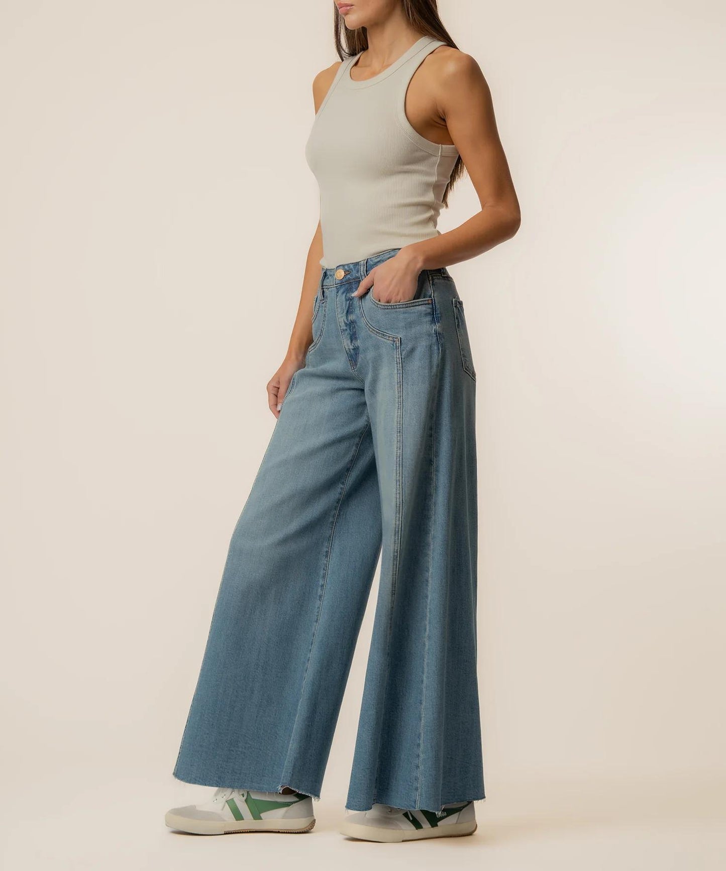 KUT Blake Super Wide Leg Denim