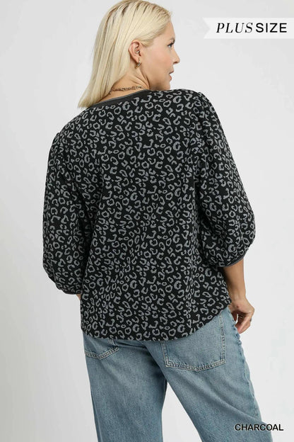 Curvy Jacquard Printed Top