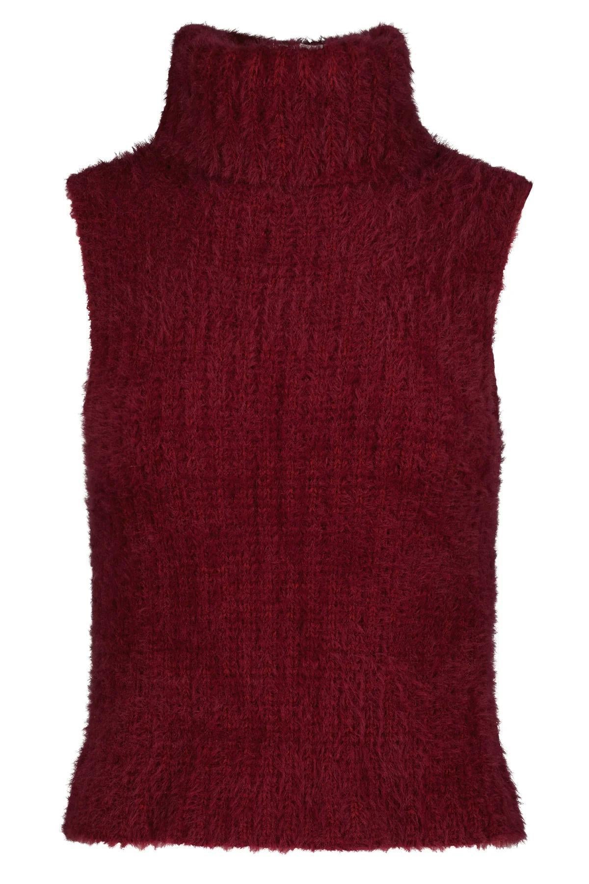 Sleeveless Turtleneck- Scarlet