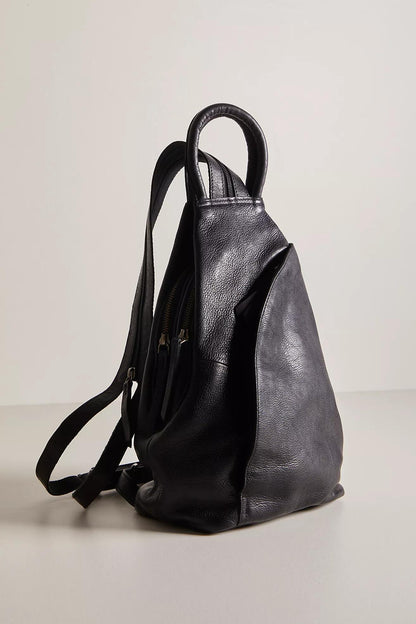 Soho Convertible Sling Bag- Black