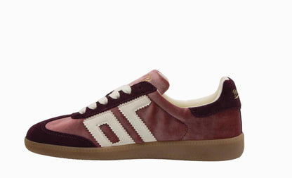 Back 70 Cloud 26-Velvet Wine Butter