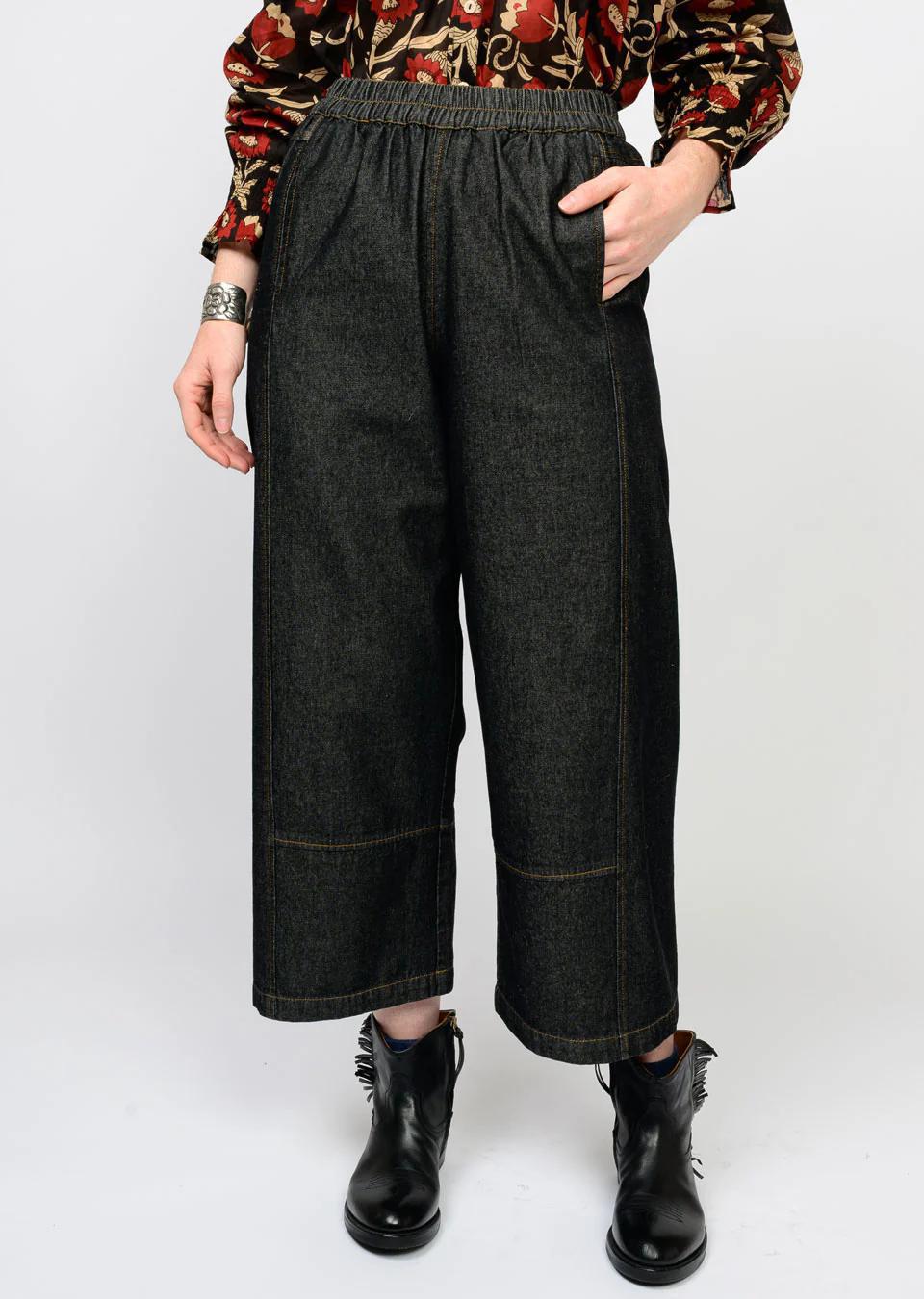 Pull On Barrel Pant- Black