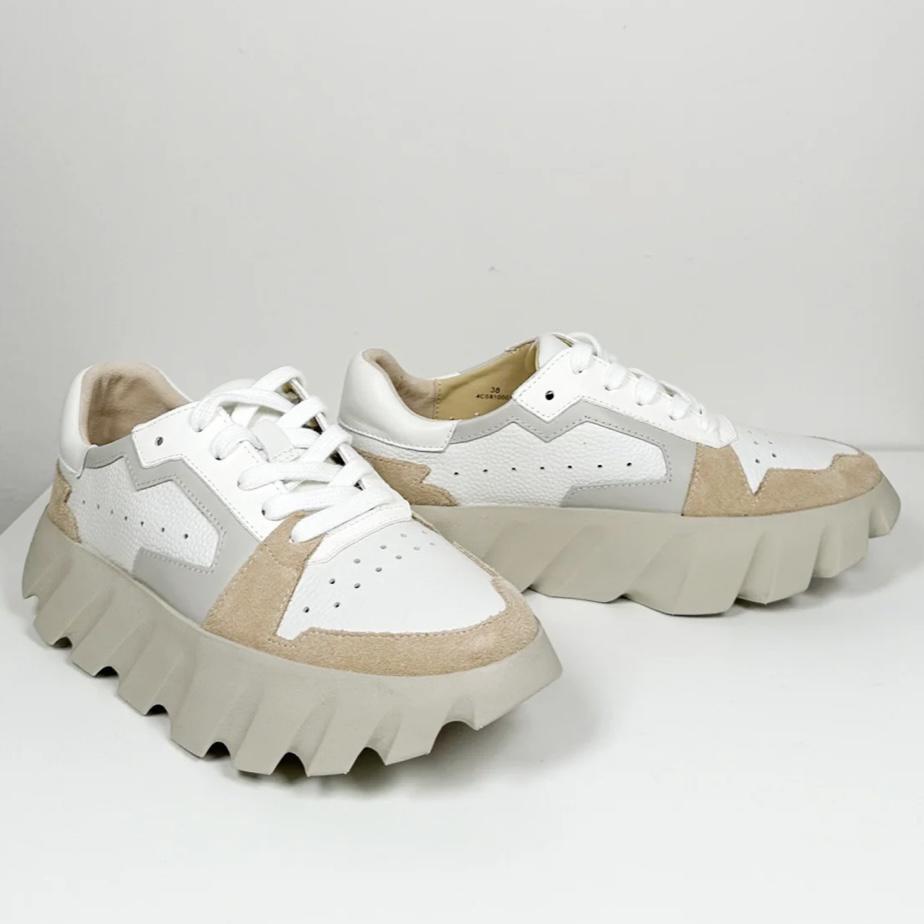 Tura Ori Sneaker- Bone