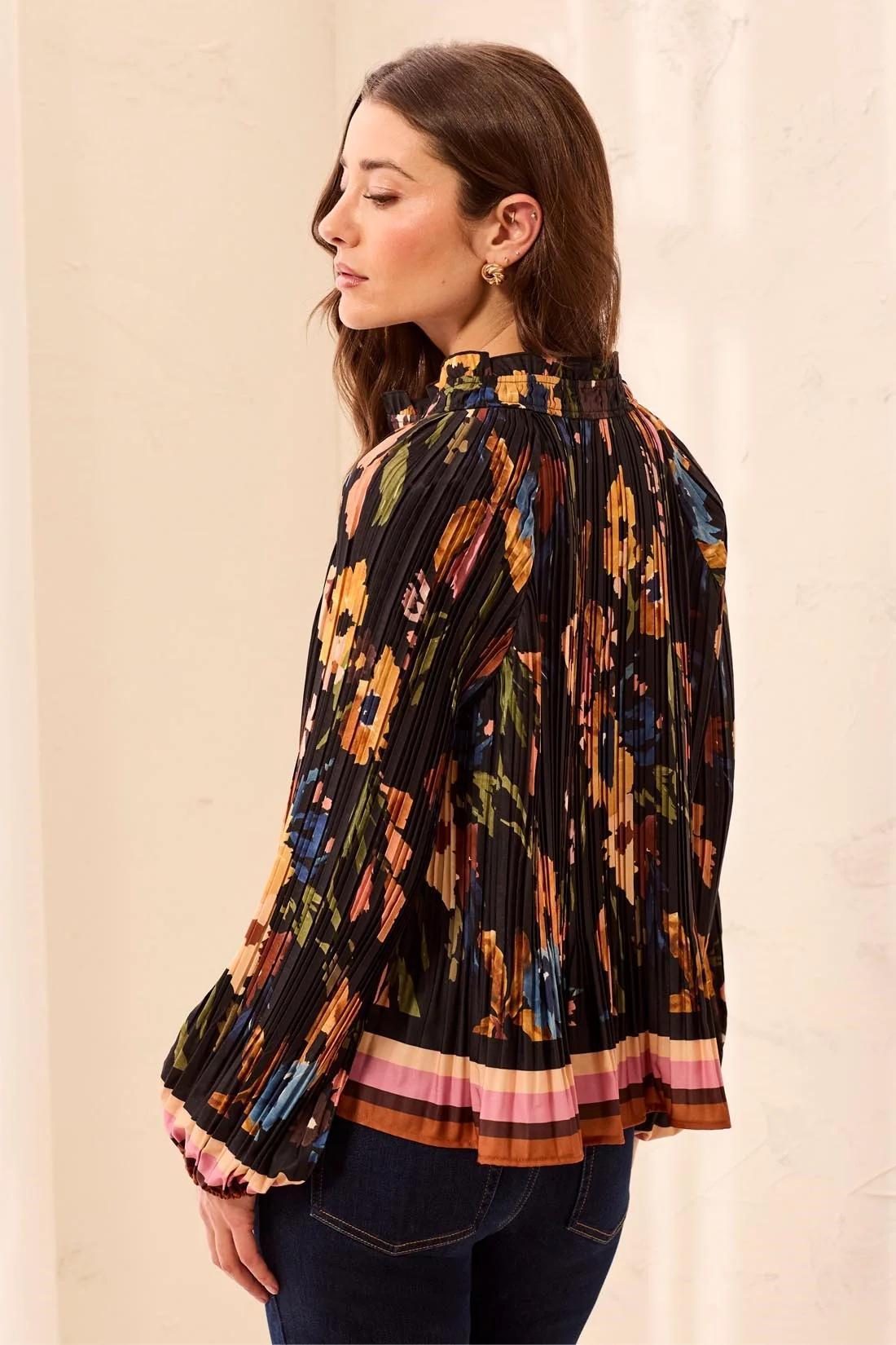 Ruffle Collar Blouse