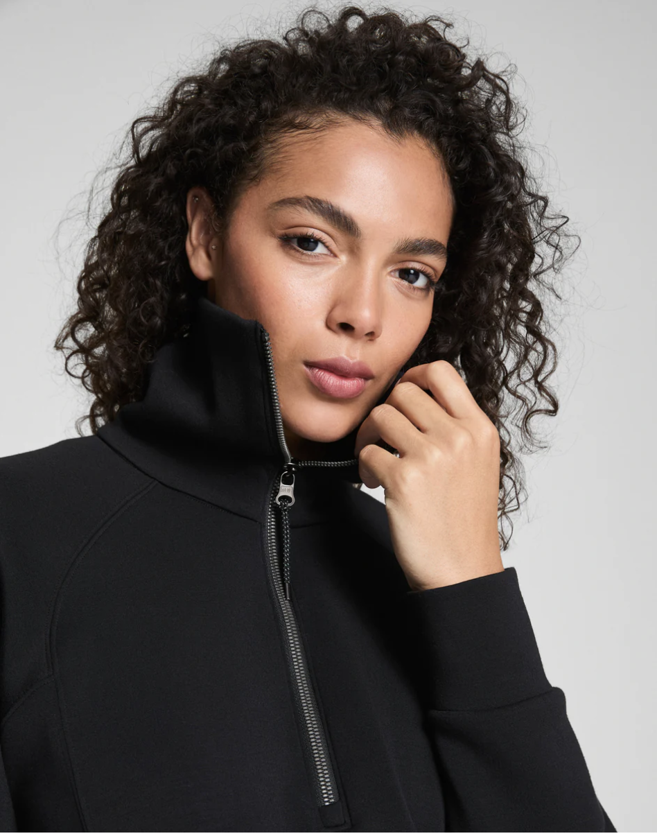 AirEssentials Half Zip- Black