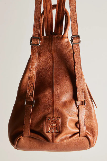 Soho Convertible Sling Bag- Distressed Brown