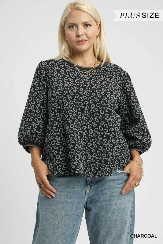 Curvy Jacquard Printed Top