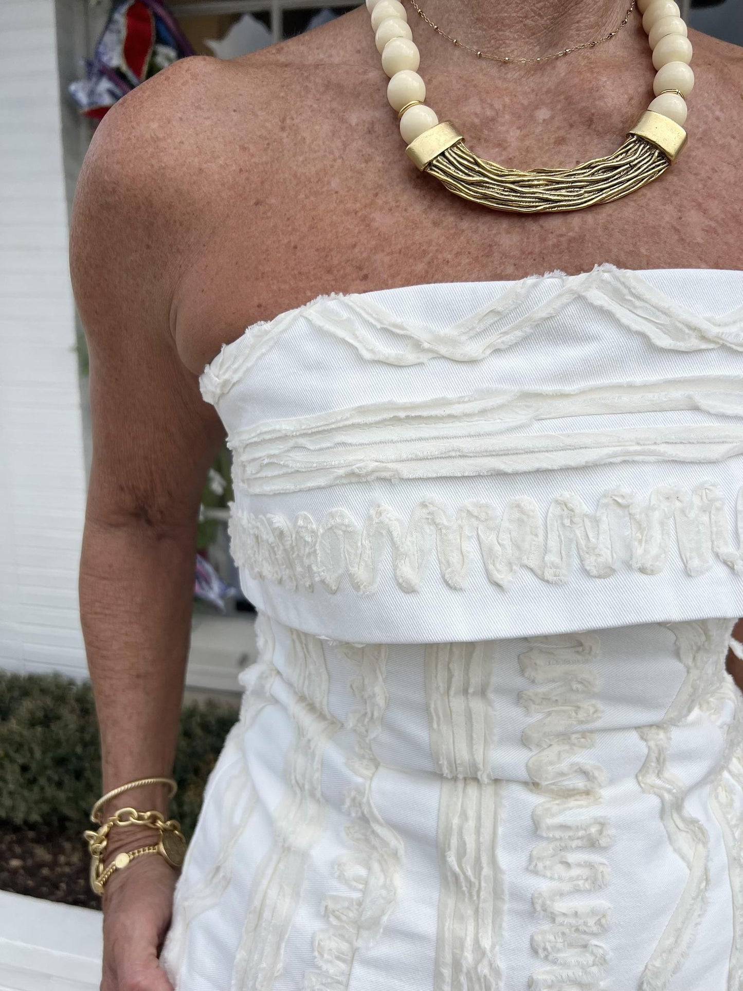 Embroidered Strapless Tube Top