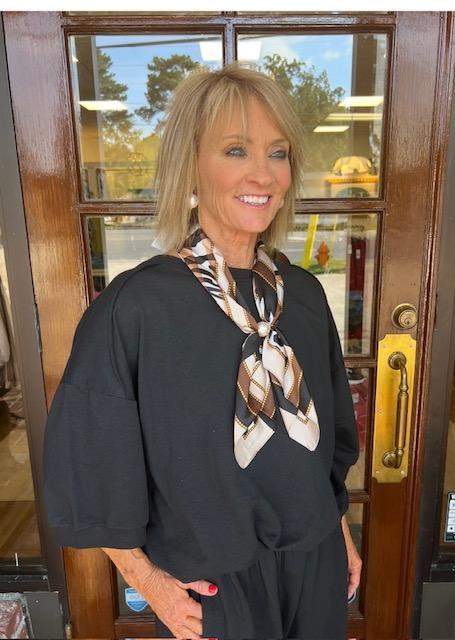One Size Short Slv Sweatshirt-Blk